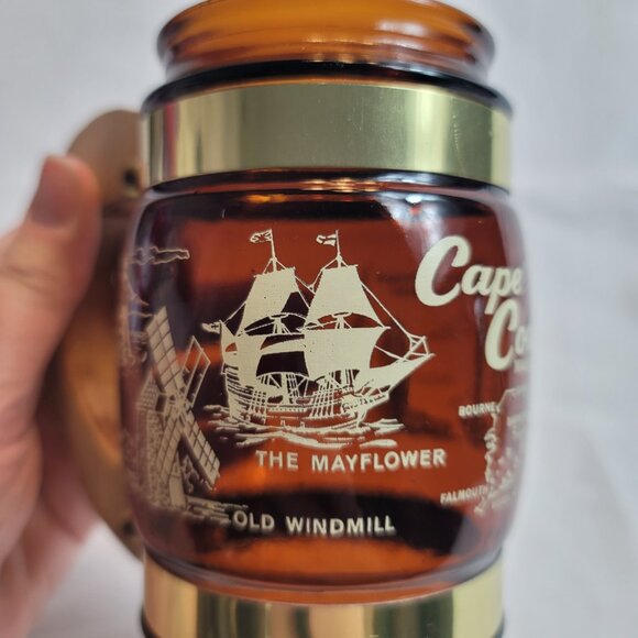 Siesta Ware Amber Brown Glass Barrel Mug Wood Handle Cape Cod - Picture 7 of 13